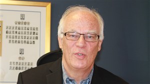 Grève dans la construction : le gouvernement doit intervenir maintenant selon Dutil