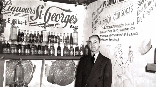 Normand DeLessard présente les « délicieuses liqueurs Saint-Georges »