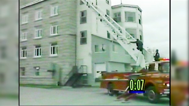Normand DeLessard présente une pratique de l'évacuation du CHRB en 1992