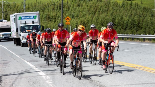 Un passage en Beauce du Tour cycliste des policiers de Laval