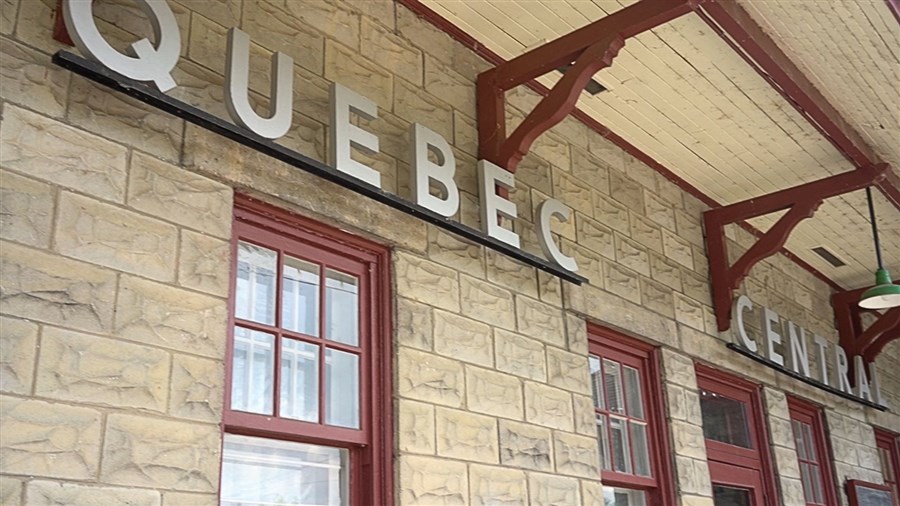 Réhabilitation du chemin de fer Québec Central: les appels d'offres sont lancés