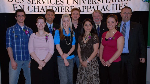 Les étudiants du CUA se partagent 5500 $ en bourses