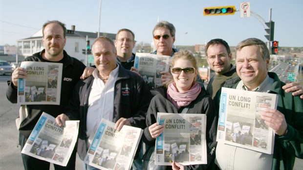 Réunis à Saint-Georges: les délégués syndicaux dénoncent le conflit du Journal de Québec