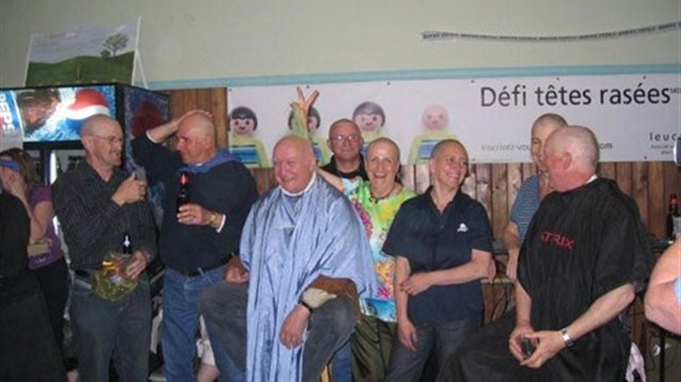 Défi têtes rasées à Saint-Séverin