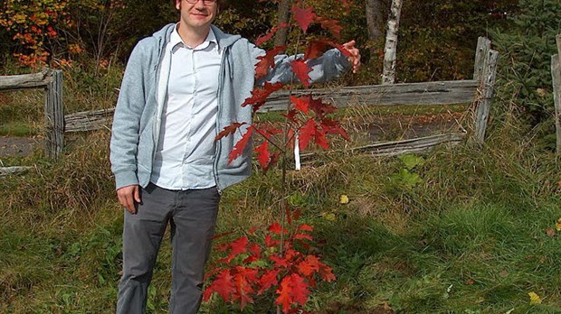 Les Cowboys Fringants et le Comité de restauration de la rivière Etchemin s’allient pour reboiser les rives