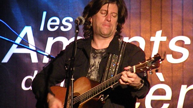 Du blues rock en compagnie du Paul Deslauriers Band à la Place de l'église