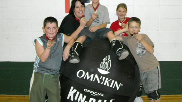 L’Association de Kin-Ball a reçu 80 équipes à Sainte-Marie