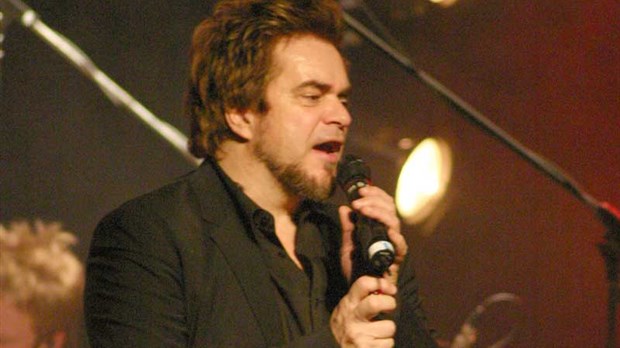 Sylvain Cossette lance l’année 2009 des Amants de la Scène