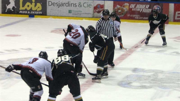 Le Comrie reprend ce soir