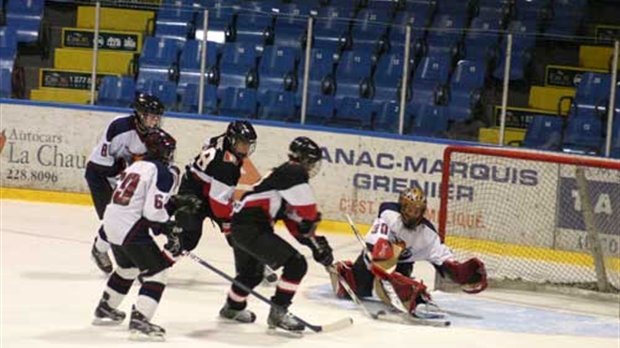Le hockey mineur prône une deuxième glace adjacente au Centre sportif