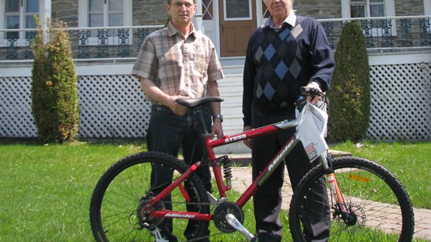 À vélo pour l'église de Saint-Côme
