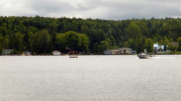 Un grand nettoyage au lac Fortin