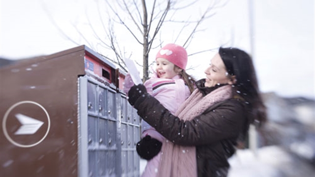 Le bureau de poste du père Noël est prêt à recevoir des millions de lettres