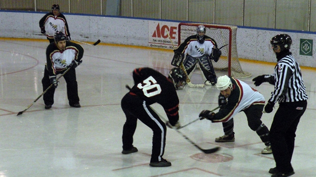 Le tournoi de hockey bottine comble les attentes des Chevaliers de Colomb