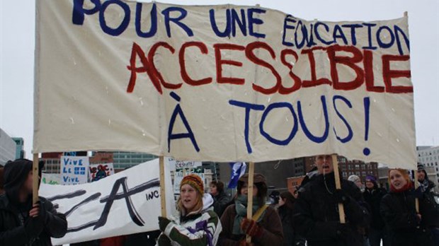 Les étudiants du Cégep Beauce-Appalaches manifestent leur mécontentement à Ottawa