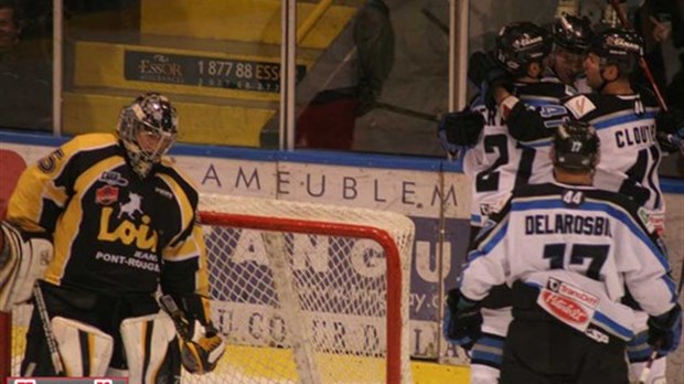 Pont-Rouge doit suspendre ses activités dans la LNAH