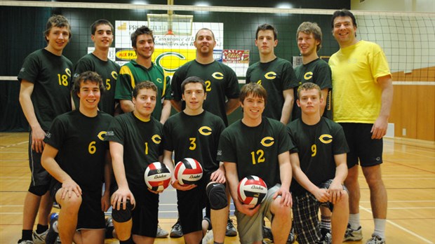 Les Condors auront l’occasion de remporter le titre en volleyball A à domicile