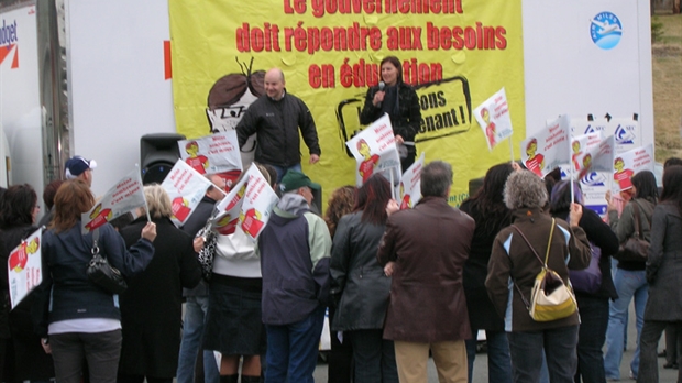 La Caravane de la Fédération des syndicats de l’enseignement de passage en Beauce