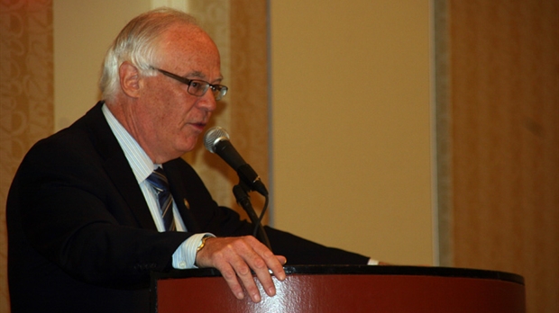Robert Dutil justifie le budget « responsable » aux Beaucerons