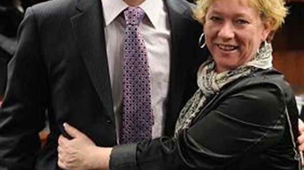 Jonathan Toews des Blackhawks sera à CHEQ FM lundi