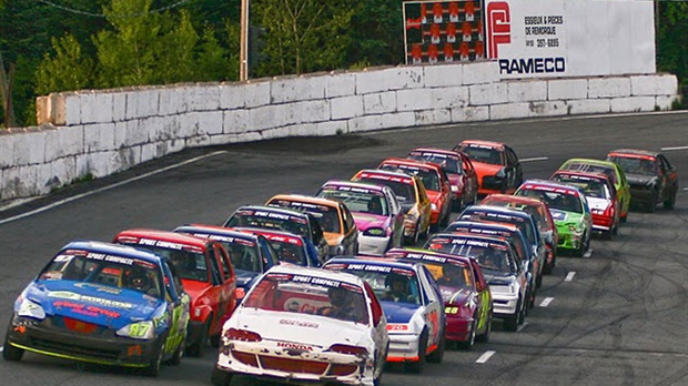 Un solde sport compacte à l’Autodrome