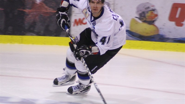 Un premier honneur pour Cloutier