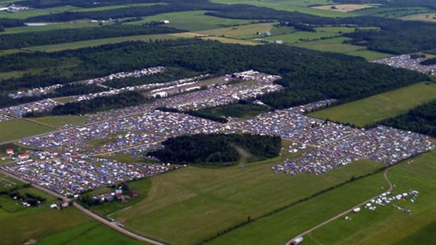 Robert Dutil prévoit que son gouvernement raffermira son aide à Woodstock en Beauce