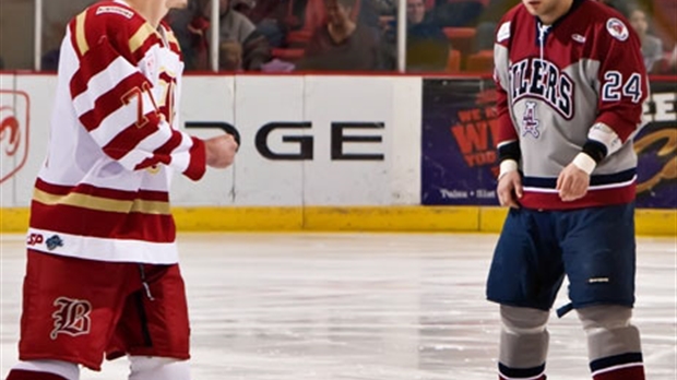 Karl Boucher tente de convaincre Robin Richards de se joindre au Cool-FM