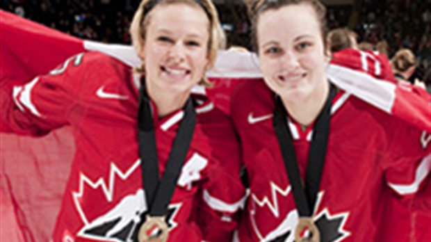 Le Canada et Poulin remportent l’or à la Coupe des 4 Nations