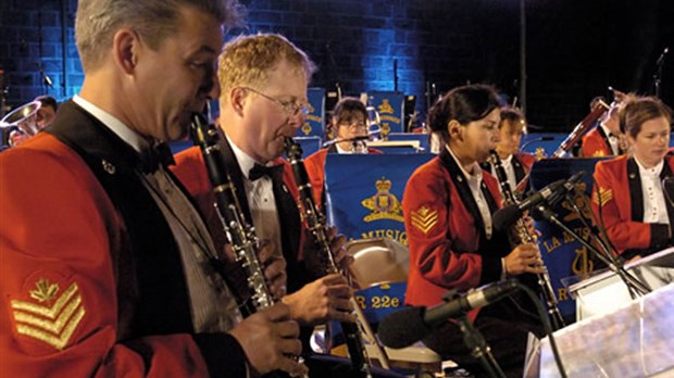 Le Royal Régiment en marche pour offrir un concert bénéfice à La Guadeloupe