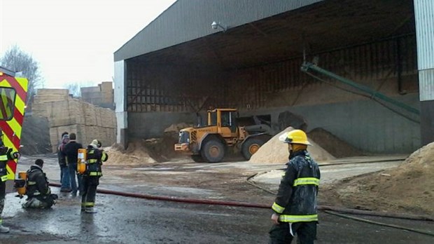 Un incendie cause l’interruption d’une partie des opérations chez René Bernard