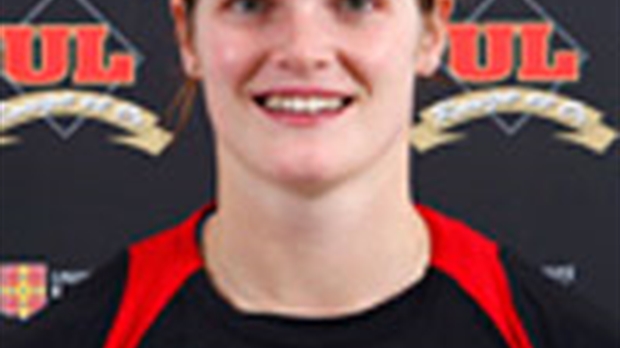 Rouge et Or : La volleyeuse Mélanie Savoie reçoit un mérite sportif et académique