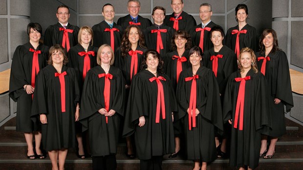 Le Centre universitaire des Appalaches célèbre 95 nouveaux diplômés