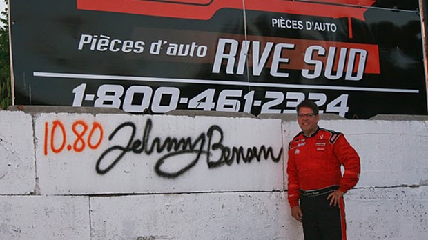 Johnny Benson signe une performance époustouflante à Vallée-Jonction