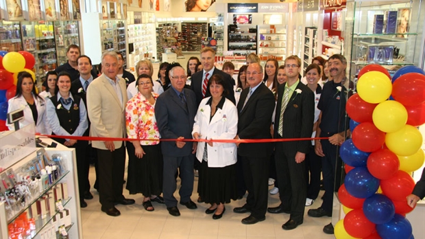 Le Jean Coutu enfin ouvert à Saint-Georges