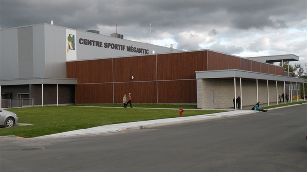 Lac-Mégantic inaugure en grand son complexe sportif de 30 M$!