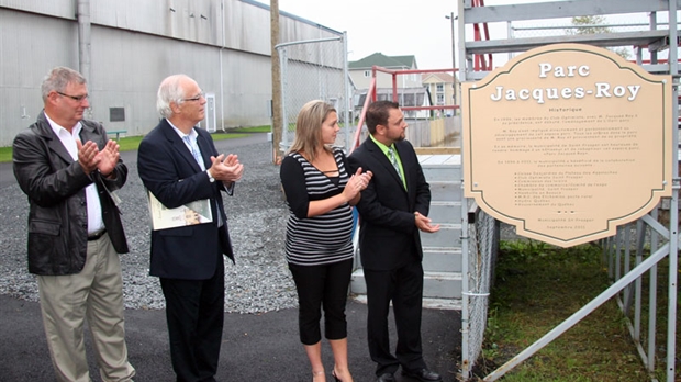 Inauguration du parc Jacques-Roy : Saint-Prosper rend hommage à l’un des siens