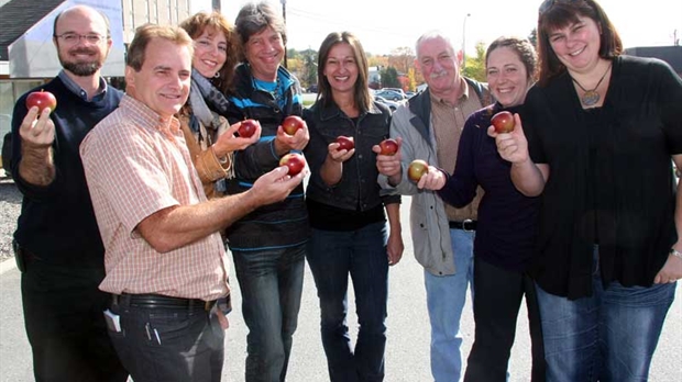 Une pomme pour tisser des liens dans la communauté