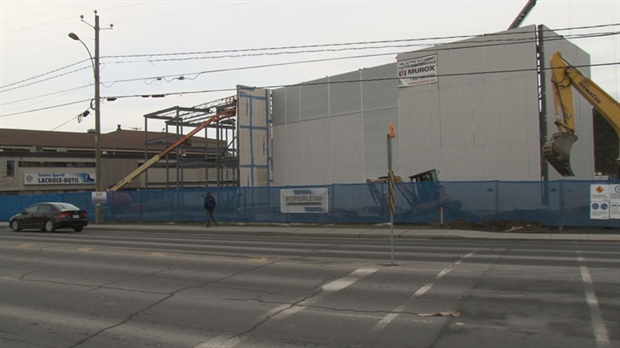 Centre sportif Lacroix-Dutil: Les travaux de la deuxième glace progressent
