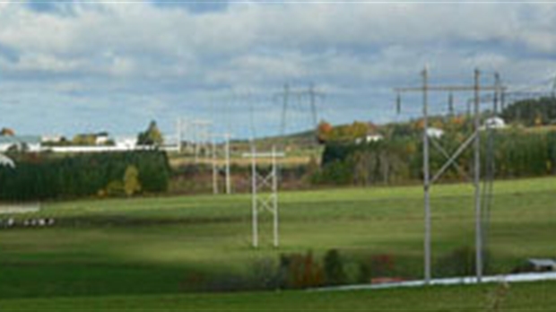 La nouvelle ligne d'Hydro-Québec entre Beauceville et Sainte-Marie est en fonction