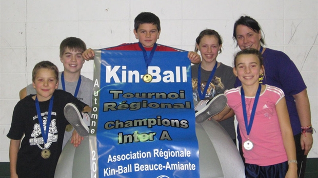 Saint-Sylvestre et Vallée-Jonction remportent la finale régionale de kinball
