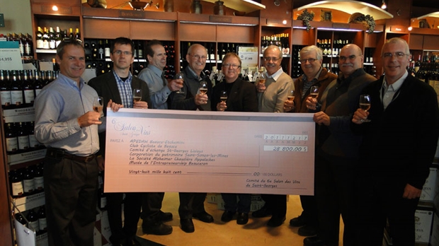 Le Salon des Vins remet une impressionnante somme de 28 800 $