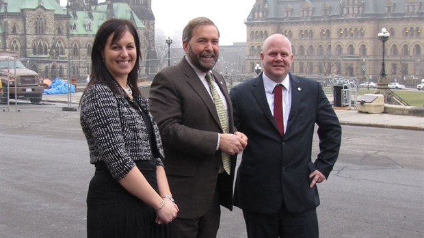 Le NPD en mode séduction pour Thomas Mulcair