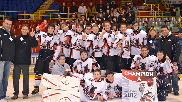 Fin du 41e tournoi de hockey bantam Centre-Hi-Fi Larivière