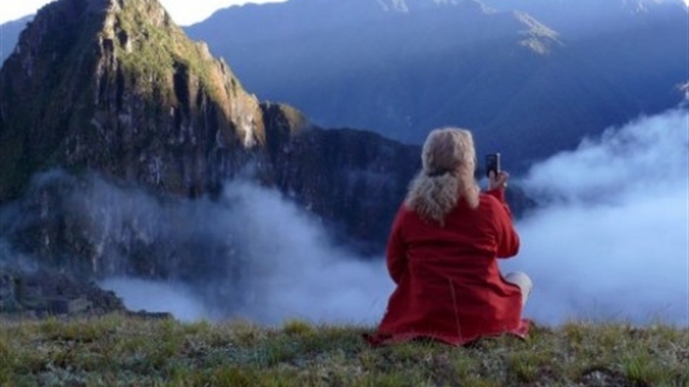 Sarâ Julia guide les voyageurs au Pérou et dans leur quête de leur raison d'être