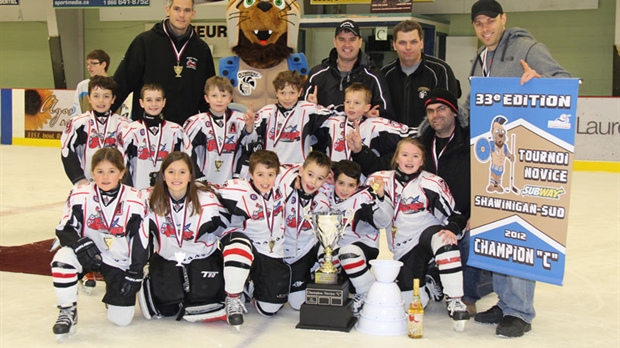 Le Garaga novice C1 domine au Tournoi novice Shawinigan-Sud