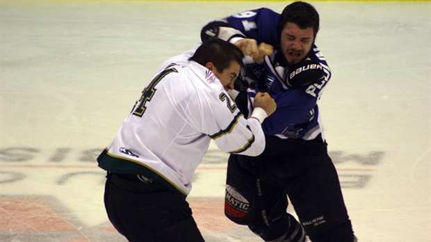 Le hockey spectacle manque-t-il à la LNAH ?