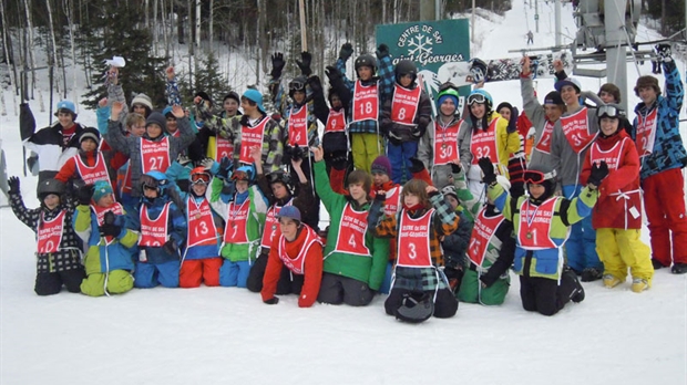 Une compétition amicale dans des conditions printanières au Centre de ski Saint-Georges