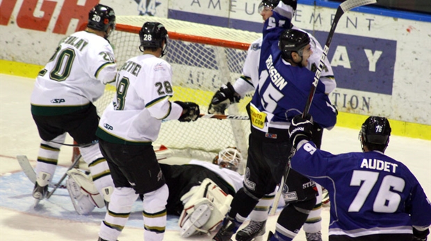 Le classement se resserre dans la LNAH