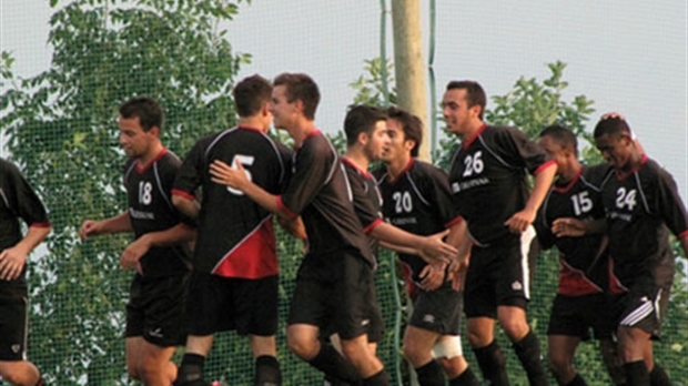Les Huns invitent 28 joueurs à son camp de sélection